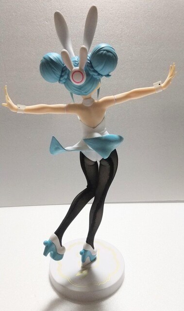 t[ ~N BiCute Bunnies Figure WHITEveryȂz  Aj/R~bN/LN^[ 