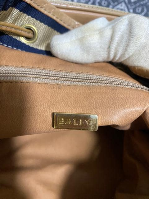 yǕizBALLY o[ nhobO V_[obO | ubN  uh 