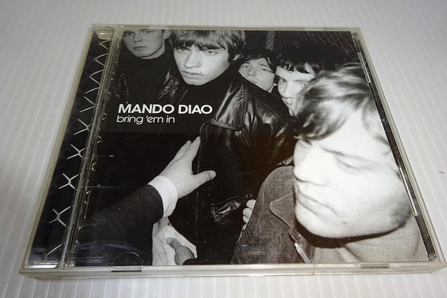 }hDEfBAIMando DiaoBring 'em In2270~   CD/DVD/rfI 