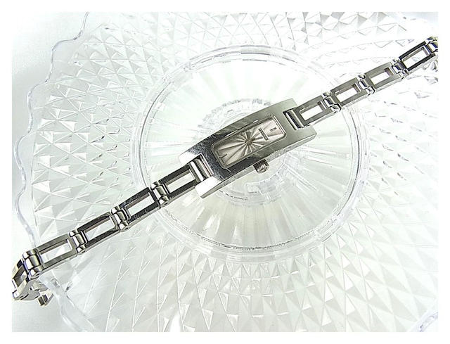 500~X^KiGUCCI / Ob`3900L@rvfB[X  rv  NH[c  SWISS MADE