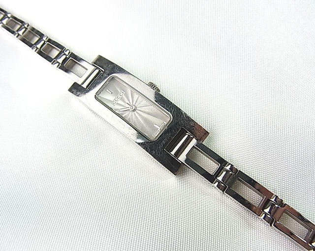 500~X^KiGUCCI / Ob`3900L@rvfB[X  rv  NH[c  SWISS MADE