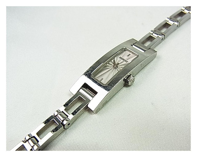 500~X^KiGUCCI / Ob`3900L@rvfB[X  rv  NH[c  SWISS MADE