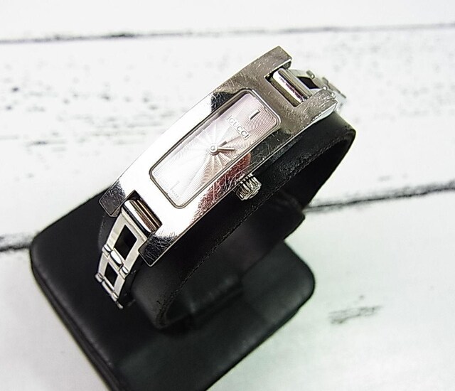 500~X^KiGUCCI / Ob`3900L@rvfB[X  rv  NH[c  SWISS MADE