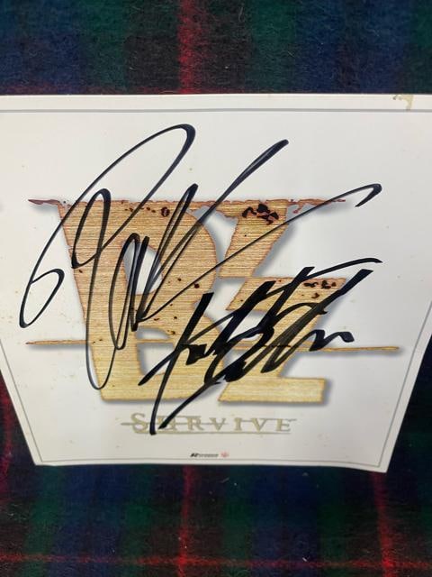 B'z SURVIVEcA[TCF 󏭁@ꂠ@ MTCF F M MTC  ^gObY 