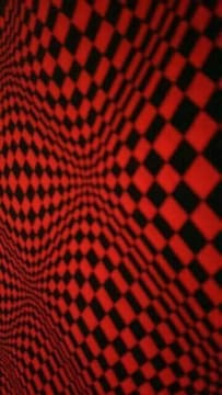 Vio_i􉽊wblack/Red