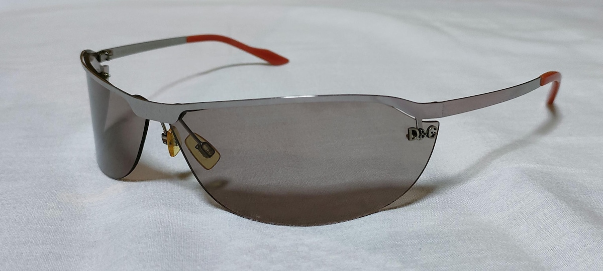 正規 激レア ドルチェ&ガッバーナ D&G ロゴメタルフレームレス
