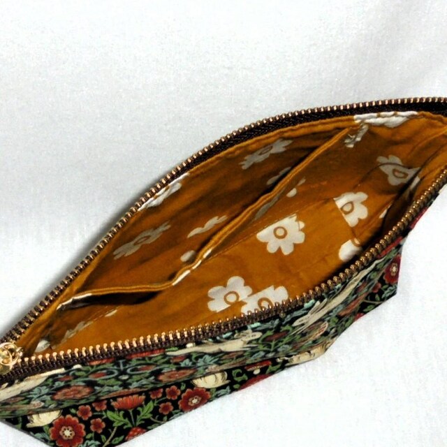 Antique Flowerforest animalsΌnt@Xi[|[`  t@bV 