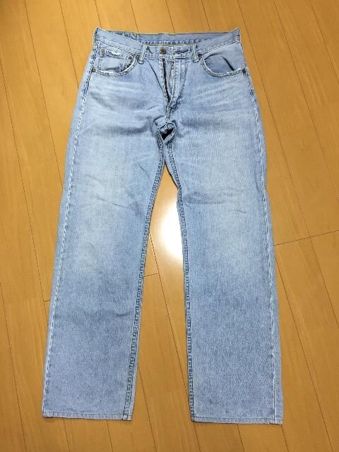 Ò Levifs 503  uh 