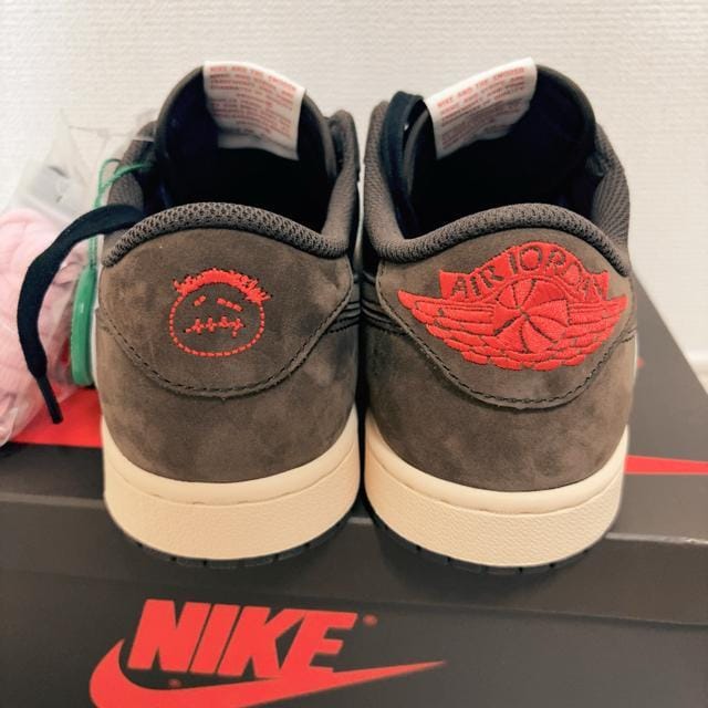 TRAVIS SCOTT~AIR JORDAN1LOW OG "MOCHA"26.5cm   uh 