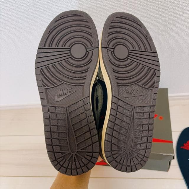 TRAVIS SCOTT~AIR JORDAN1LOW OG "MOCHA"26.5cm   uh 