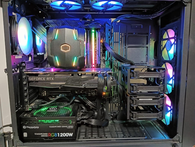 i9+ RAMPAGE VI EXTREME OMEGA/RTX2080Ti  PC{/Ӌ@ 