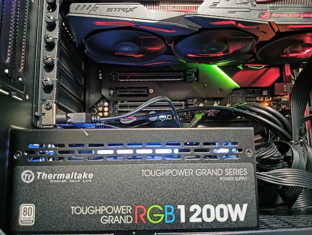 i9+ RAMPAGE VI EXTREME OMEGA/RTX2080Ti  PC{/Ӌ@ 
