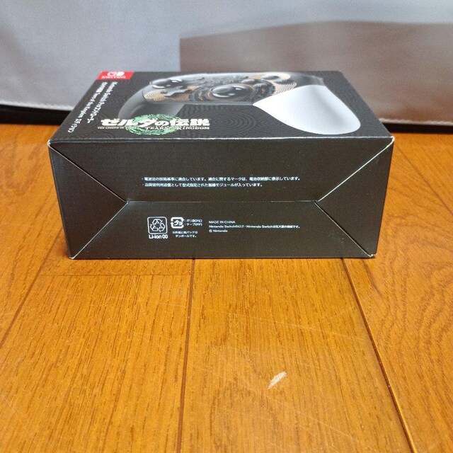 Nintendo Switch Pro Rg[[ [_̓`B  Q[{/\tg 