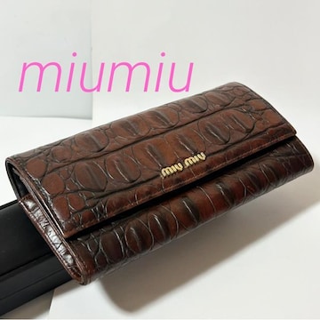 i miumiu ~E~E NR_C^U[ ܂ z