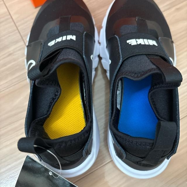Vigp^Ot22.5cm iCLNIKE Xj[J[@tbNXi[@@A  LbY/xr[ 