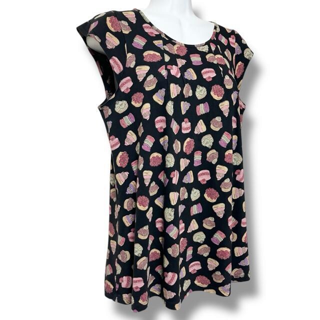 yUNIQLO~LADUREE/150zXC[ct`X[uJbg\[  uh 