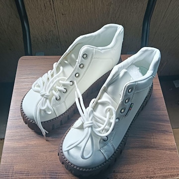Vi 23.5cm fB[X Xj[J[ zCg V[Y C JWA