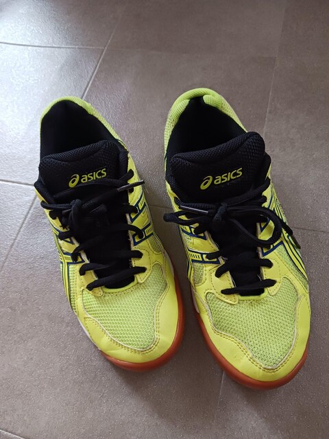 asicsCCG[̃bVXj[J[/23