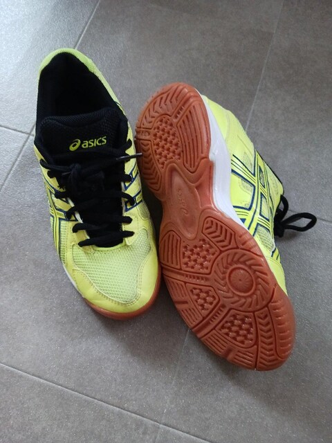 asicsCCG[̃bVXj[J[/23
