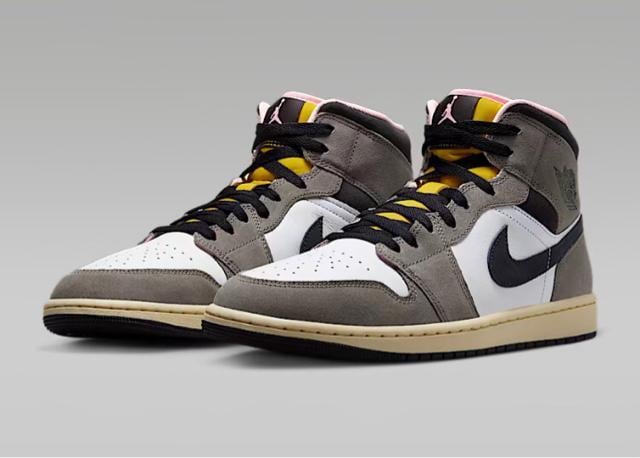 AIR JORDAN 1 MID SE   uh 