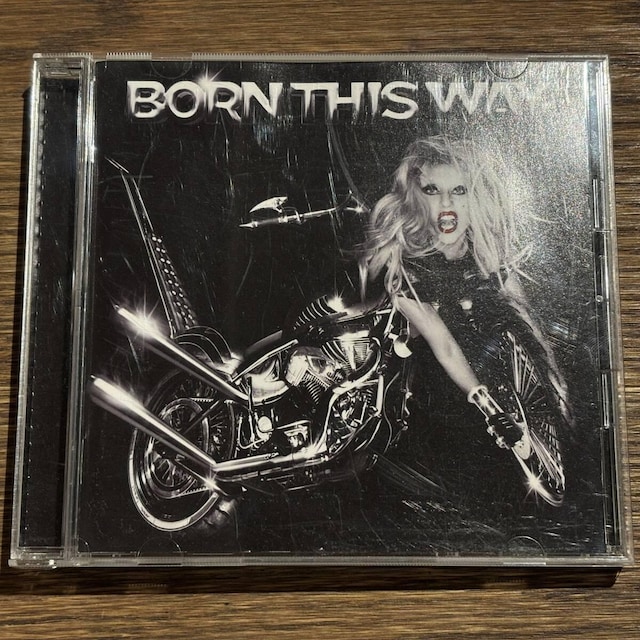 yLADY GAGAzBORN THIS WAY   CD/DVD/rfI 