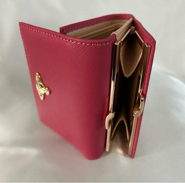 wVigpixVivienne Westwood܂z  uh 