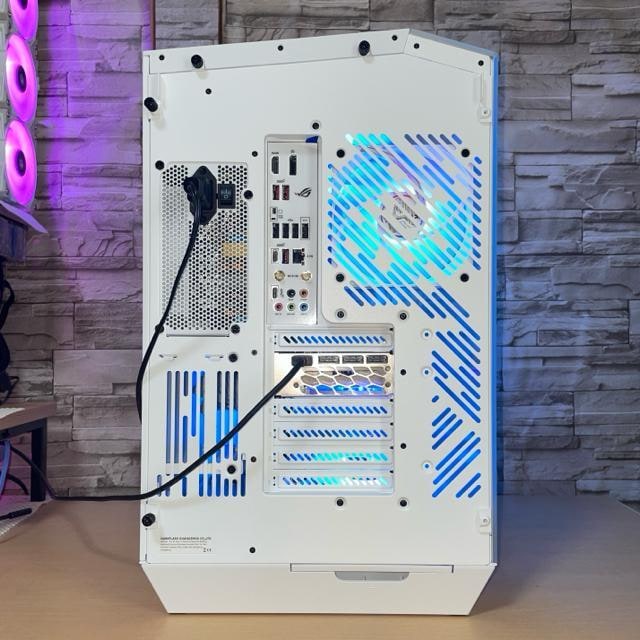 yViQ[~OPCzRyzen7 7800X3D RTX5070Ti 32GB SSD2TB 850W  PC{/Ӌ@ 