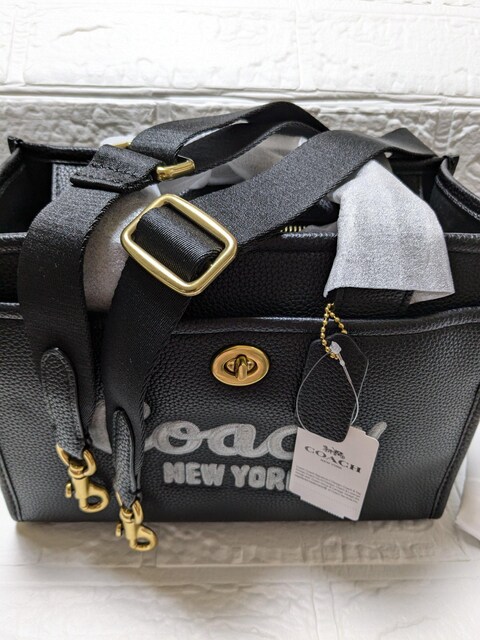 COACH@J[SobN@ubN  uh 
