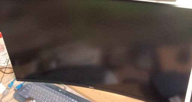 DELL@3221qs Ȗ4Kj^[@dell  PC{/Ӌ@ 