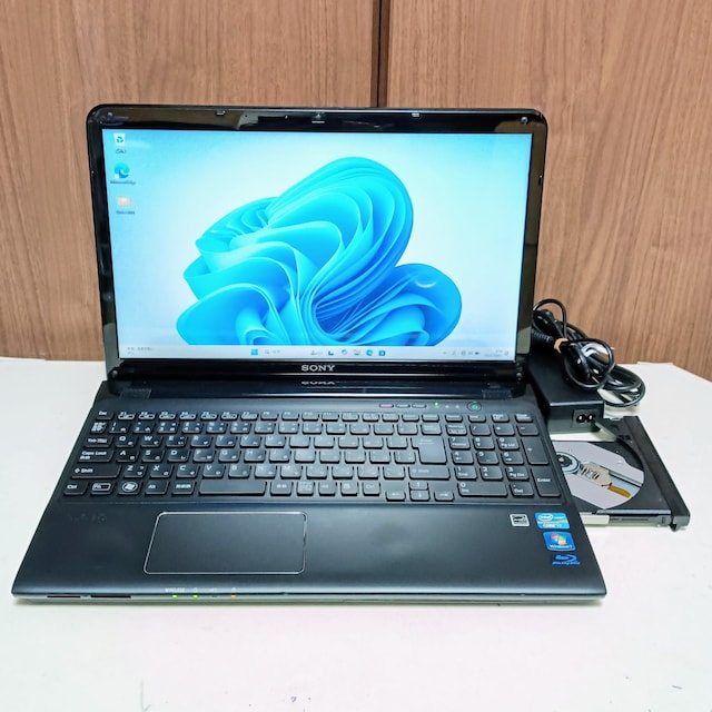 SONY VAIO Corei7 16GB ViSSD512GB WebJ Windows11 Excel Word  PC{/Ӌ@ 