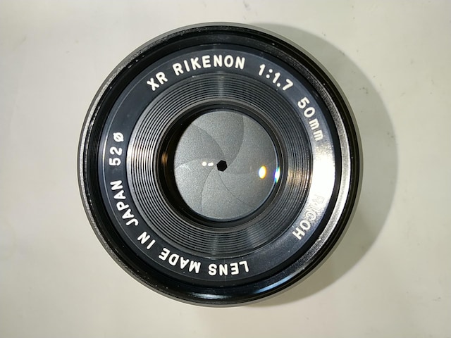 RICOH XR-2 + RIKENON 50/1.7 i  Ɠd/AV 