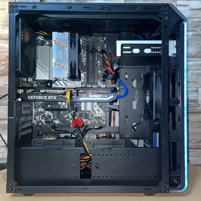 yÔizKA XA7C-R47 i7 13700 RTX4070 SSD1TB 32GB