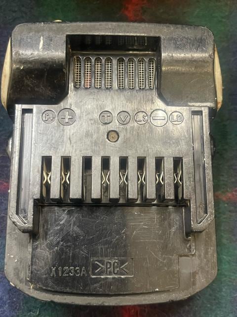 HITACHI  CpNghCo[ 14.4V mFς Õi  Ɠd/AV 