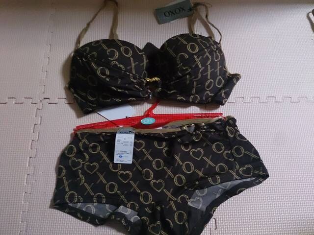 Vi XOXO C75MTCY uE~x[W   t@bV 