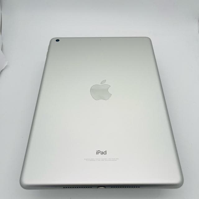 A 100% iPad 6 6 32 GB Wi-Fi Vo[ {  PC{/Ӌ@ 