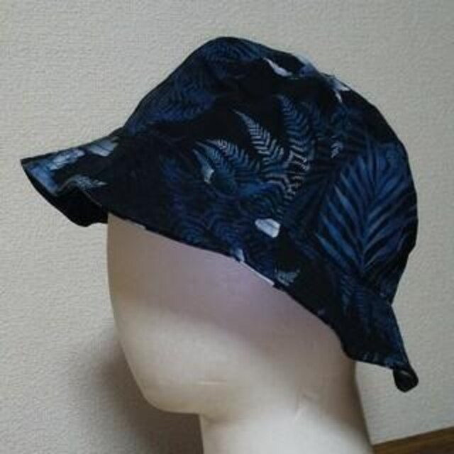 H&M Divided@{^jJ oPbgnbg gp M  jt@bV 