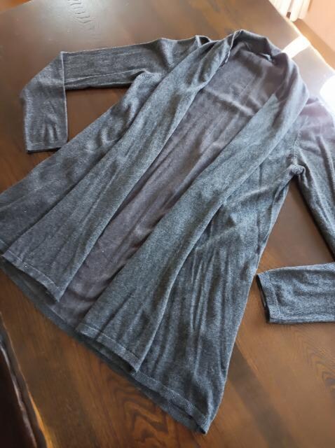 ZARA KNITViJVN[J[fBK𗧂U 