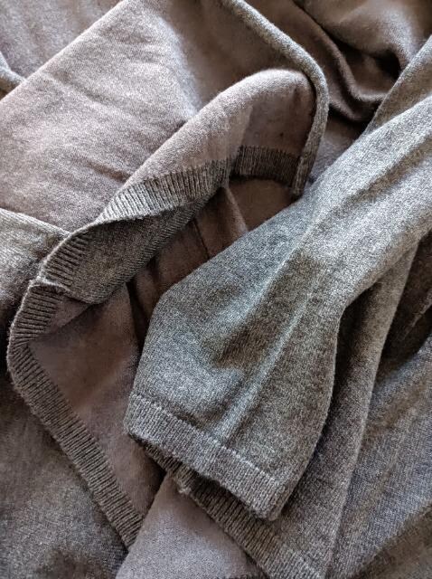 ZARA KNITViJVN[J[fBK𗧂U
