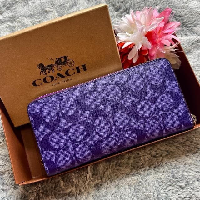 COACH VOl`[ p[v z  uh 