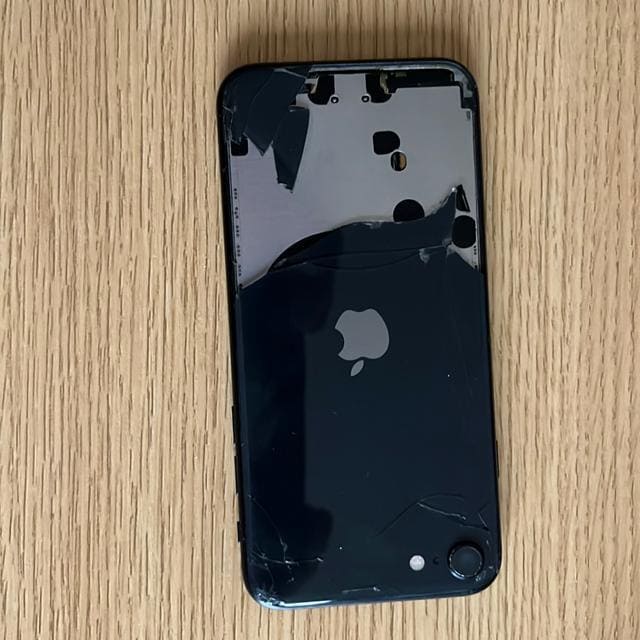 iPhoneSE  2