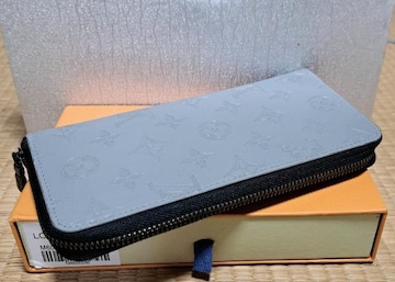 100~X^[g!louisvuitton/mOVhE FeBJ M81384 O[ ɔi!