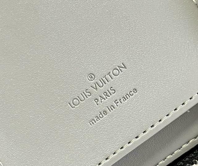 100~X^[g!louisvuitton/mOVhE FeBJ M81384 O[ ɔi!  uh 