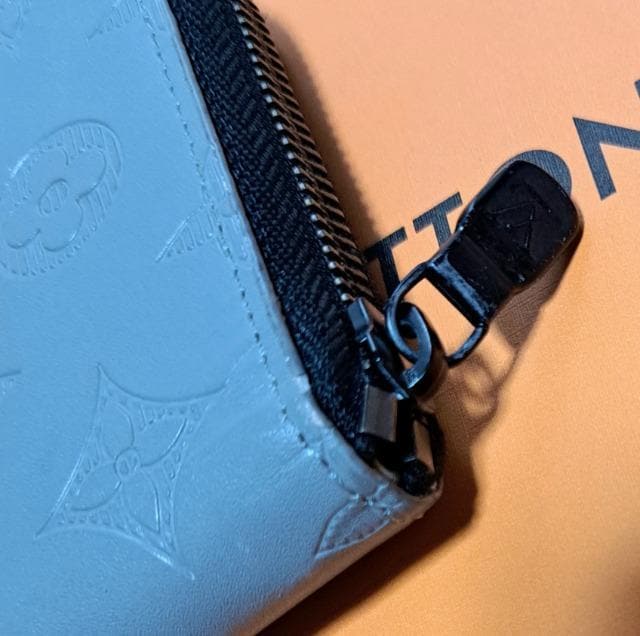 100~X^[g!louisvuitton/mOVhE FeBJ M81384 O[ ɔi!  uh 