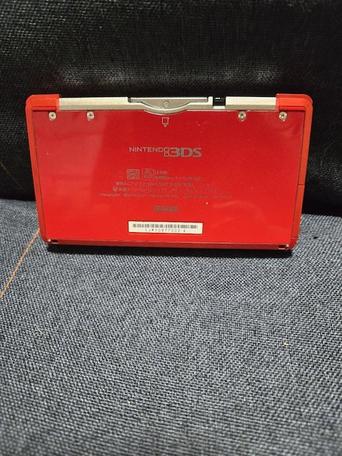 3DS{ i  Q[{/\tg 