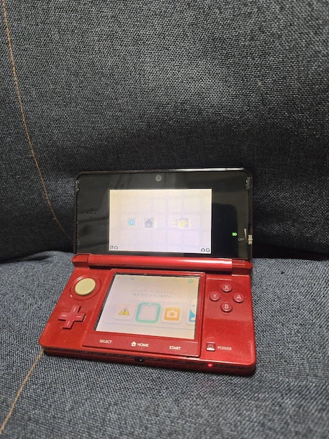 3DS{ i  Q[{/\tg 