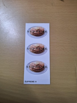 Supreme XebJ[ 25ss pP[L