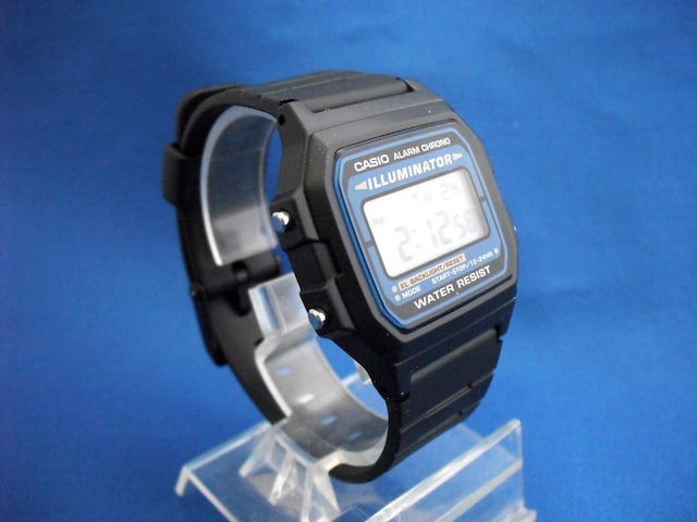 CASIO Collection STANDARD yF-105W-1AWJHz`[vJVI  uh 