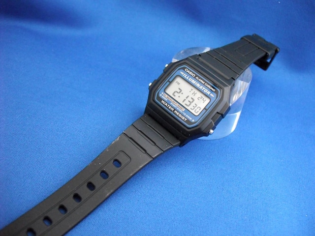 CASIO Collection STANDARD yF-105W-1AWJHz`[vJVI  uh 