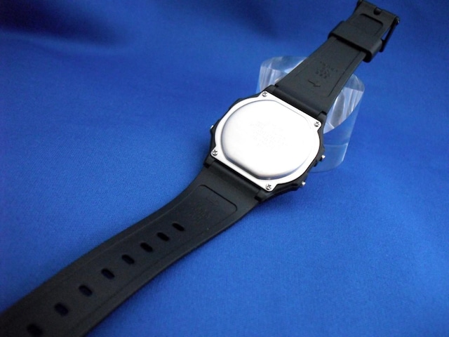 CASIO Collection STANDARD yF-105W-1AWJHz`[vJVI  uh 
