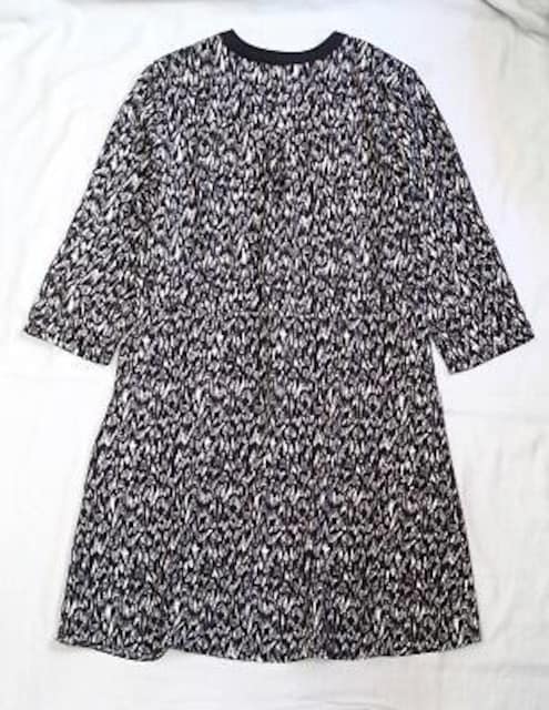 H&M GC`AhG^EGXgR{@@fUCs[X@[UP^ubN^傫TCY44  t@bV 